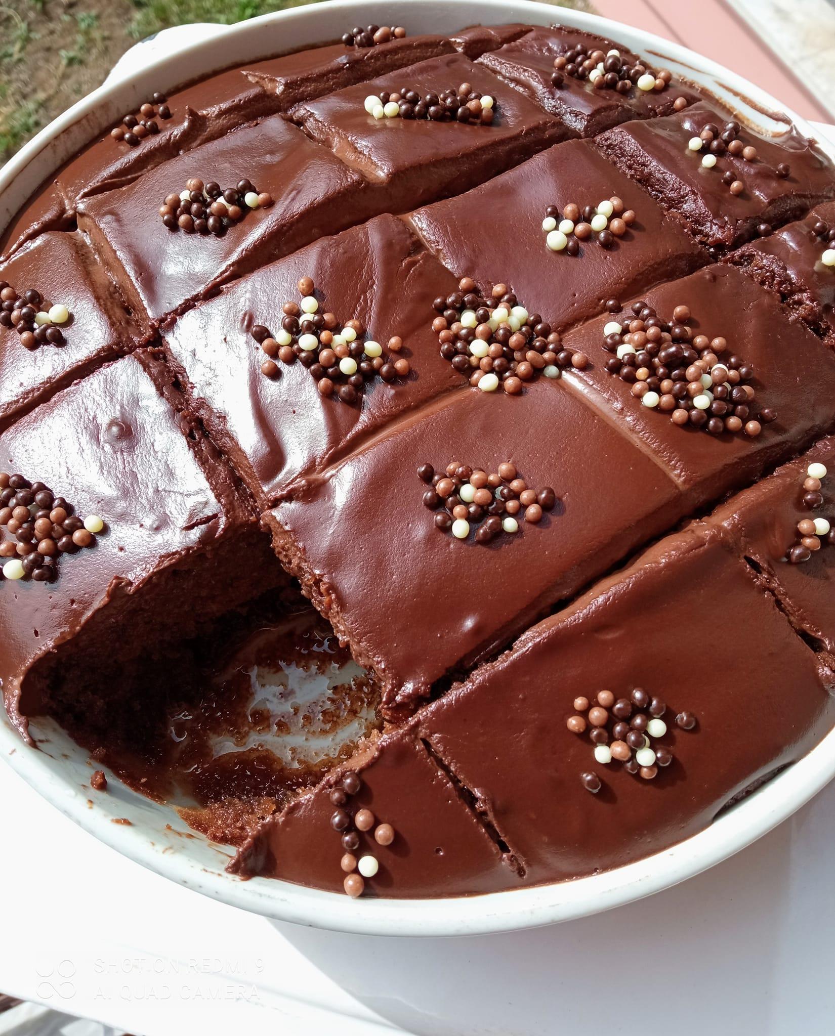 σοκολατόπιτα-με-σιρόπι-συνταγή- σοκολατόπιτα-με-σιρόπι-συνταγή-