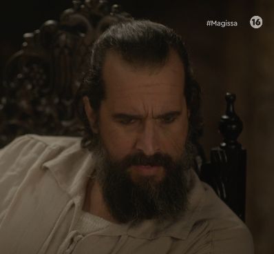 Η Μάγισσα-Σπήλιος-