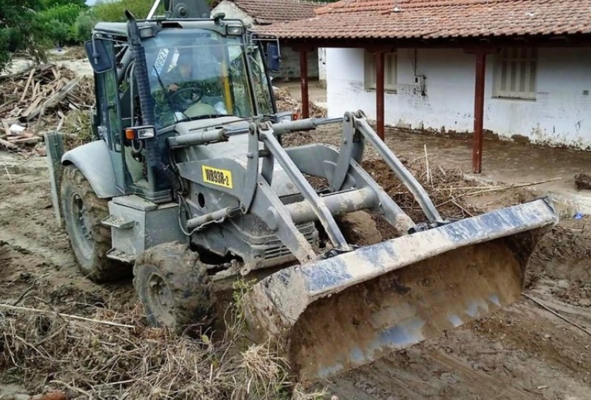 Η νόσος των πτηνοτρόφων: Τι είναι και ποια τα συμπτώματα της νόσου που απειλεί τη Θεσσαλία 