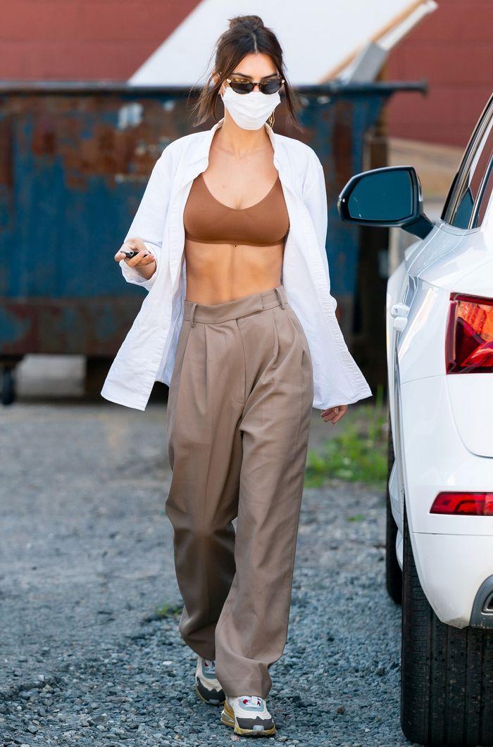 ιδέες-για-micro bra-ντύσιμο-τάσεις-Φθινόπωρο-Χειμώνας-2023-2024- ιδέες-για-micro bra-ντύσιμο-τάσεις-Φθινόπωρο-Χειμώνας-2023-2024-