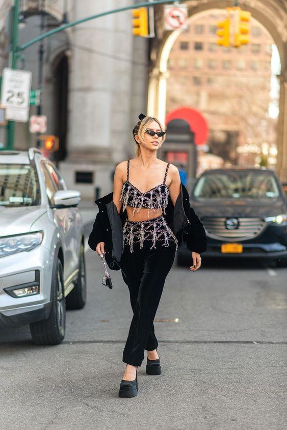 ιδέες-για-micro bra-ντύσιμο-τάσεις-Φθινόπωρο-Χειμώνας-2023-2024- ιδέες-για-micro bra-ντύσιμο-τάσεις-Φθινόπωρο-Χειμώνας-2023-2024-