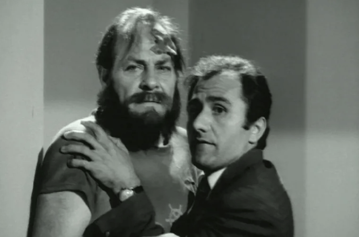 Θόδωρος Κατσαδράμης: Δείτε πώς είναι σήμερα ο γνωστός ηθοποιός στα 94 του χρόνια