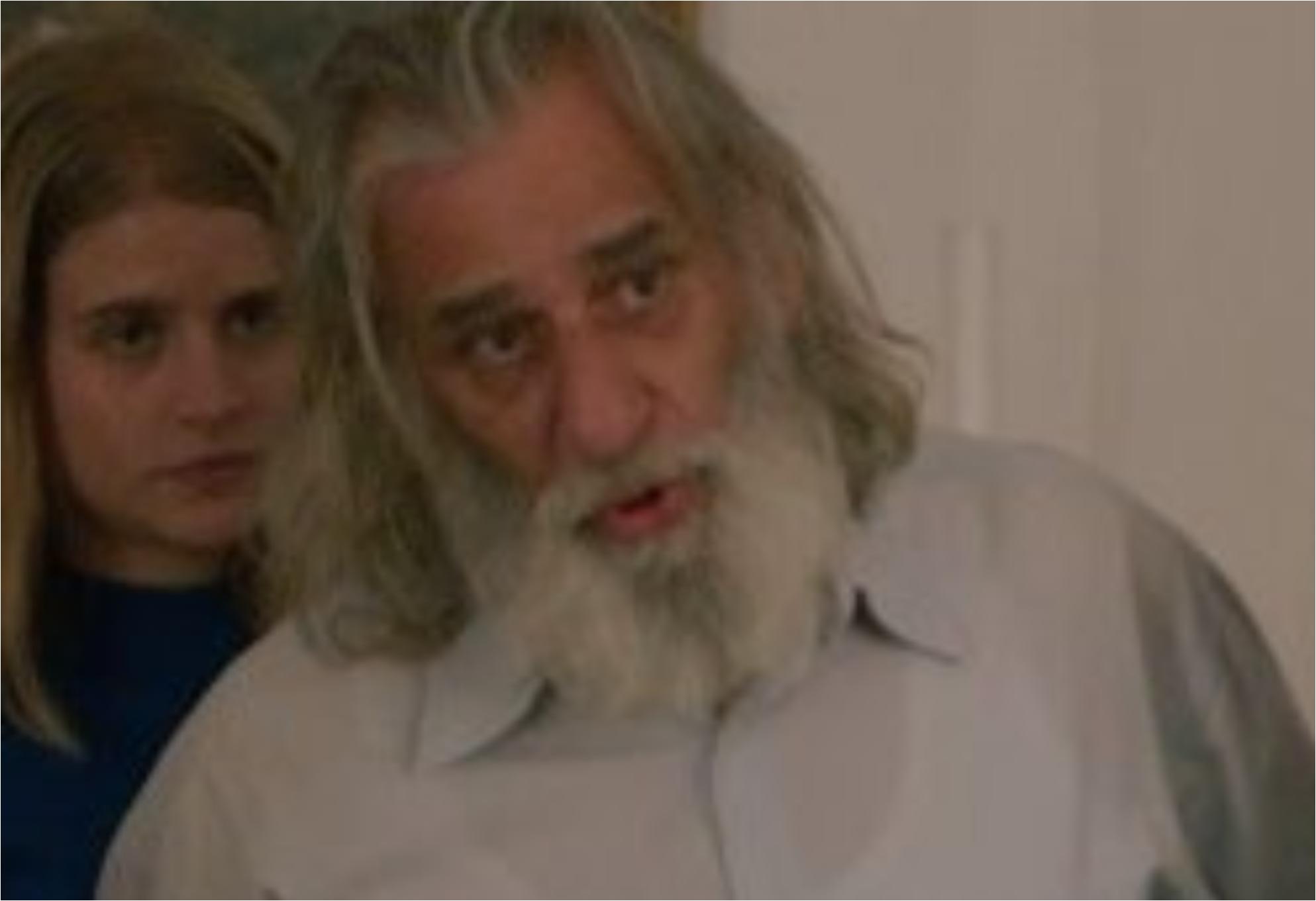 Η Παραλία: Η Αντιγόνη πεθαίνει