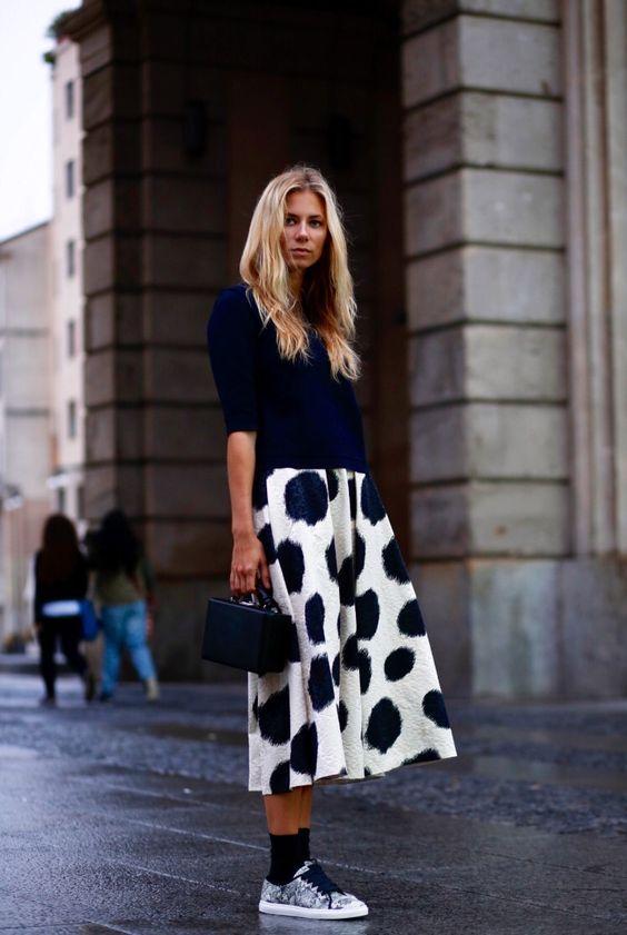 ιδέες-για-πουά-ντύσιμο-Φθινόπωρο-Χειμώνας-2023-2024-τάσεις-