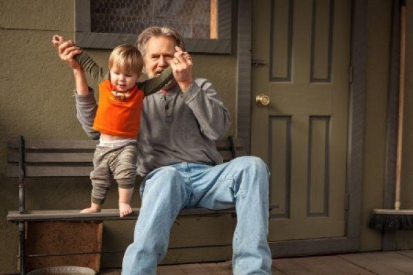 Μπαμπάς εξηγεί γιατί απαγόρευσε στα πεθερικά του να βλέπουν την κόρη του χωρίς επίβλεψη