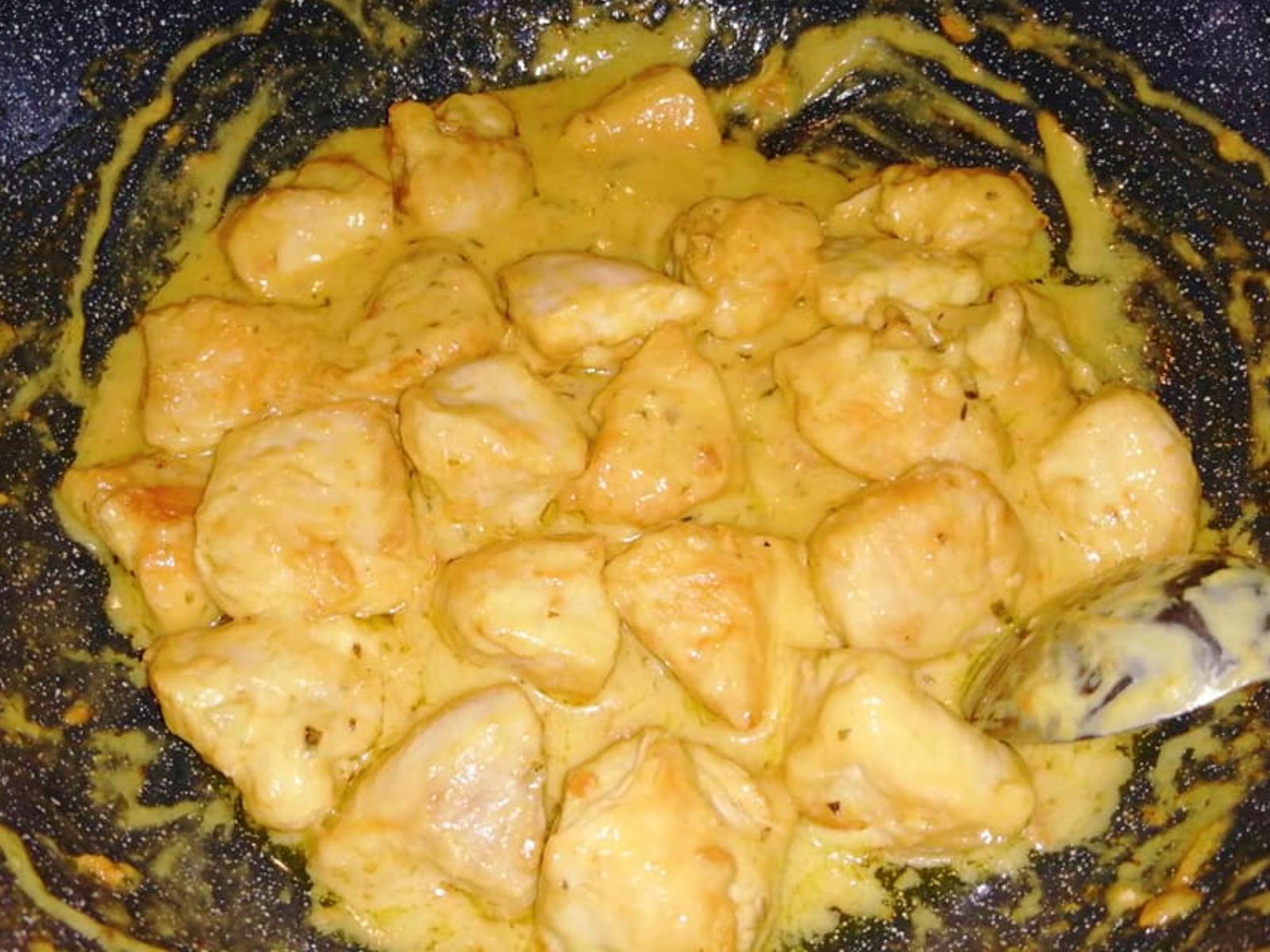 φιλέτο-κοτόπουλο-με-σάλτσα-ψησταριάς-συνταγή-