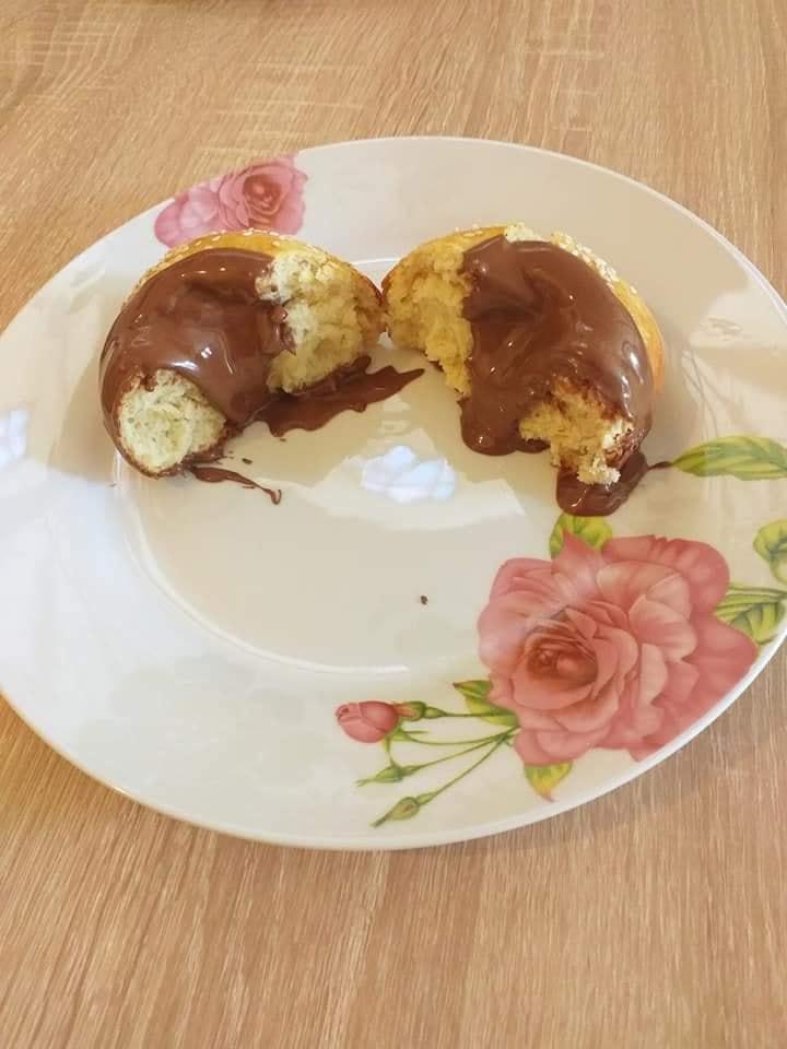 γεμιστά-ψωμάκια-με-πραλίνα-συνταγή-