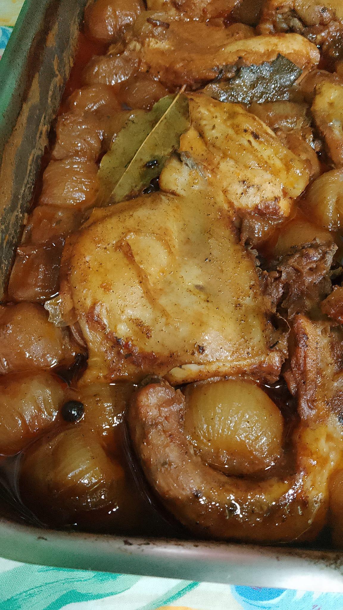 κοτόπουλο-κοκκινιστό-με-κρεμμύδια-συνταγή- κοτόπουλο-κοκκινιστό-με-κρεμμύδια-συνταγή-