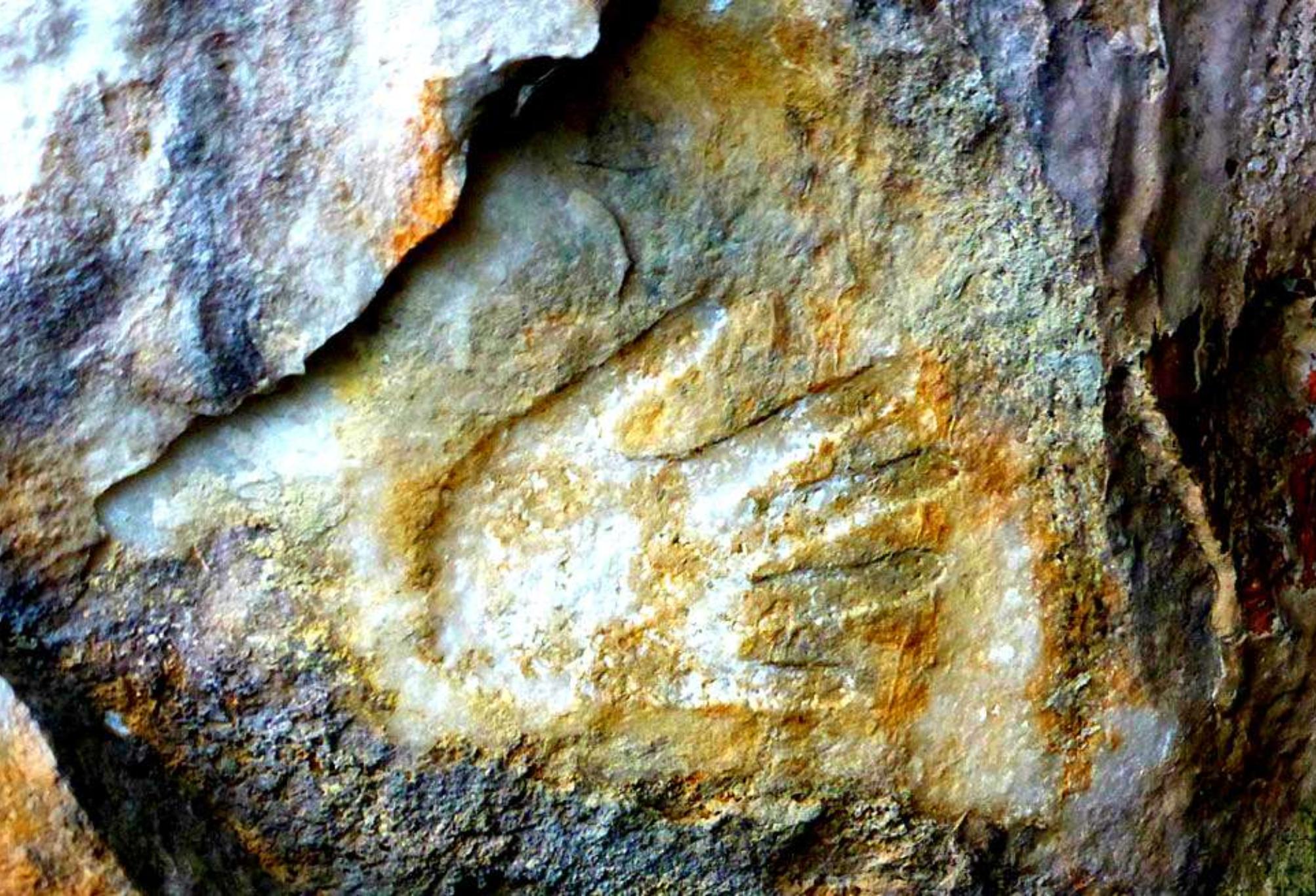 Σπήλαιο των Αμώμων ή η σπηλιά του Νταβέλη: Οι θρύλοι και η αληθινή ιστορία για τον λήσταρχο – Που σταματάει ο μύθος και που αρχίζει η πραγματικότητα