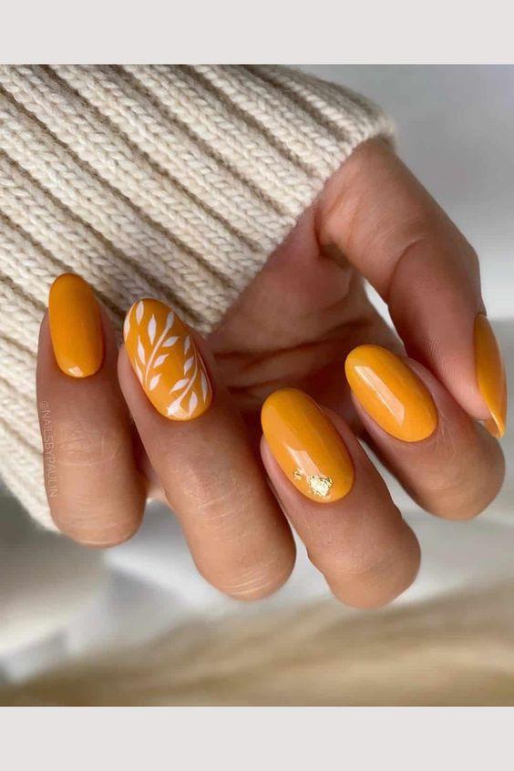 μουσταρδί-φλοράλ νύχια-ιδέες-