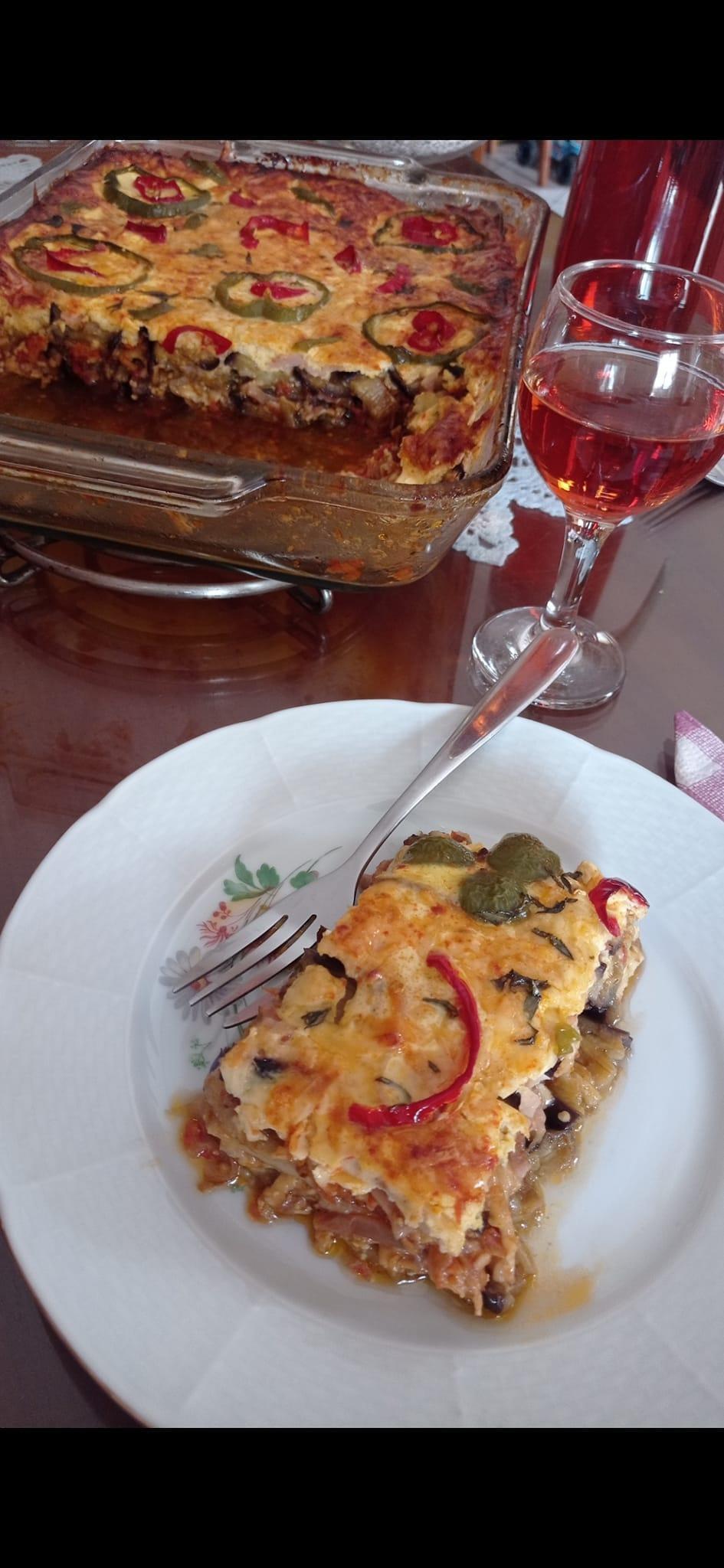 γιαουρτλού-με-μελιτζάνες-γκούντα-και-κεφαλοτύρι-συνταγή-