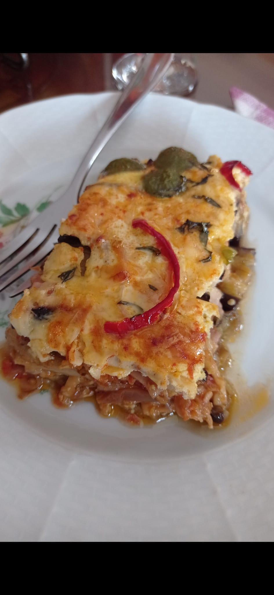 γιαουρτλού-με-μελιτζάνες-γκούντα-και-κεφαλοτύρι-συνταγή-