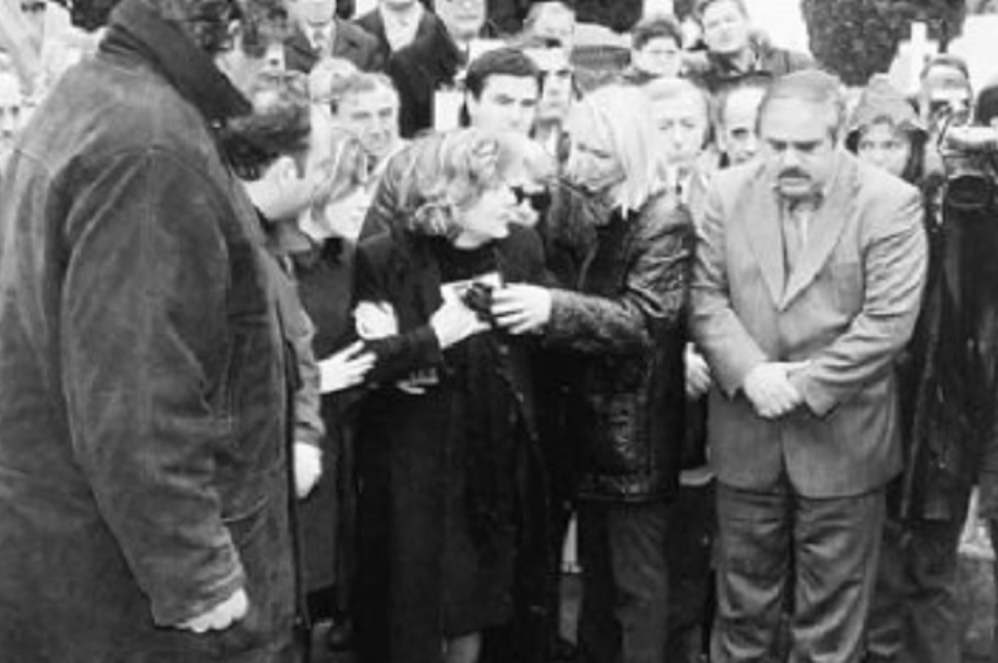 Δημήτρης Τσετινές: Το τραγικό τέλος του βουλευτή που πέθανε ενώ βρίσκονταν στο βήμα της Βουλής και η ομιλία του ήταν σε Live μετάδοση 