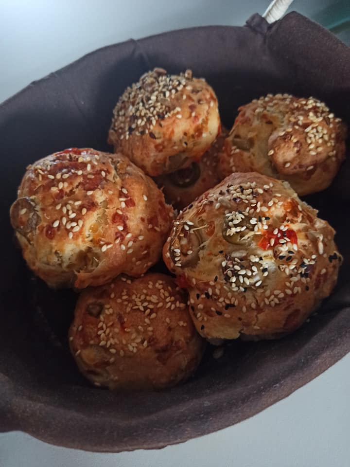 ελιοπιτάκια-με-λιναρόσπορο-συνταγή-