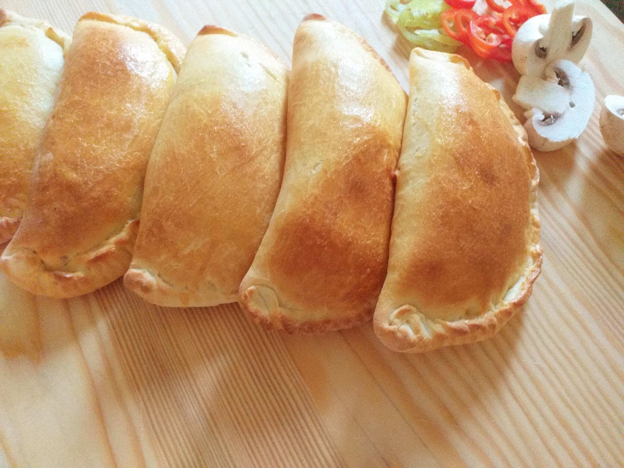 καλτσόνε-πίτσας-συνταγή-