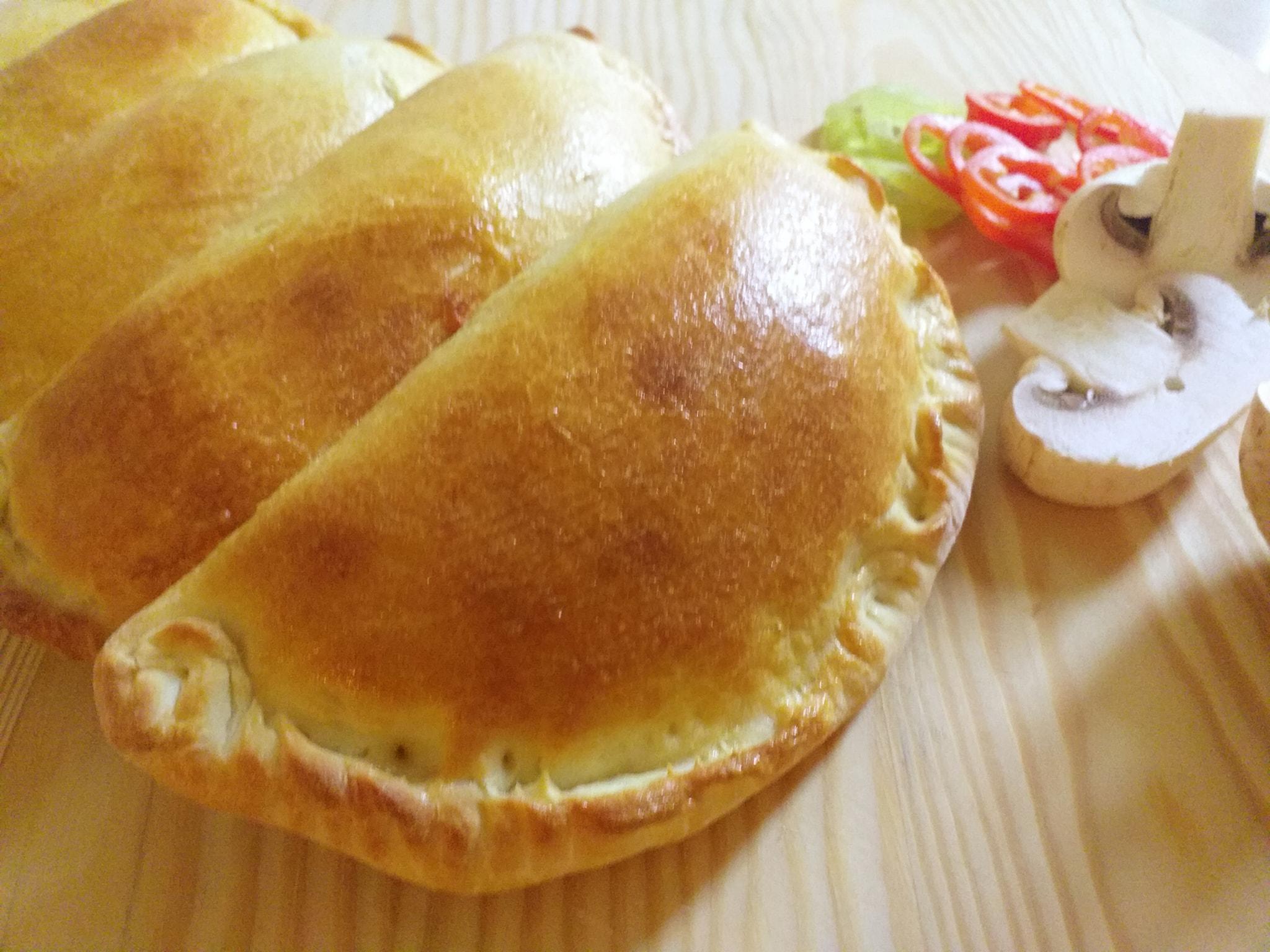 καλτσόνε-πίτσας-συνταγή-