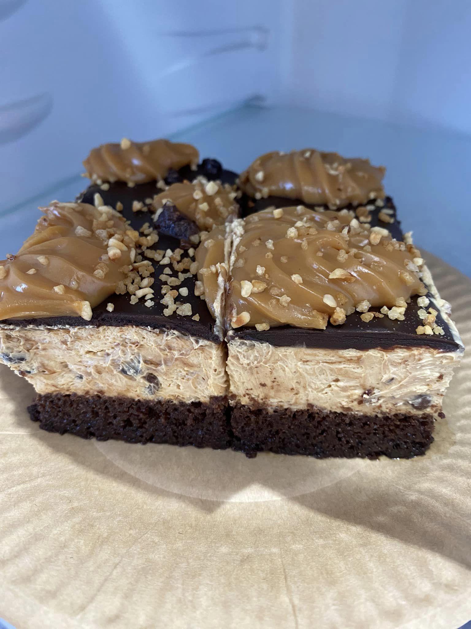 πάστα-ταψιού-με-καραμελωμένο ζαχαρούχο-συνταγή-