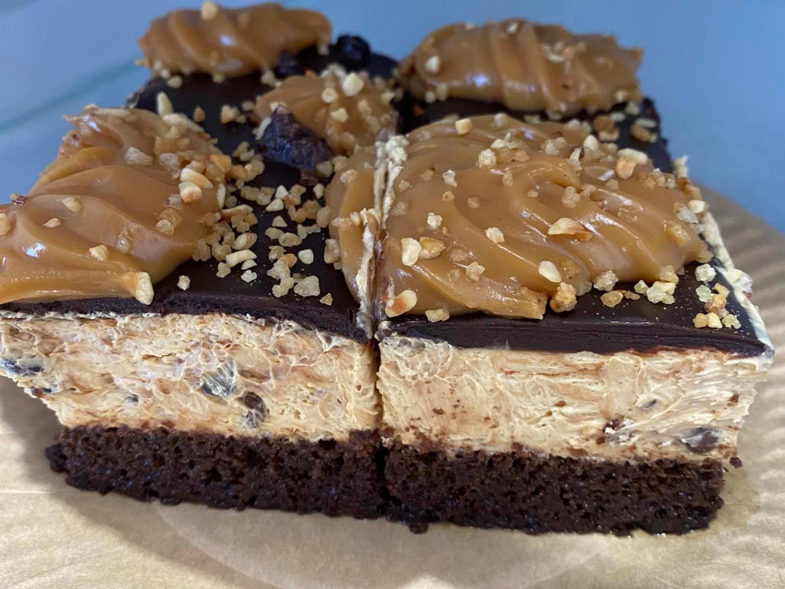 Πάστα ταψιού με καραμελωμένο ζαχαρούχο