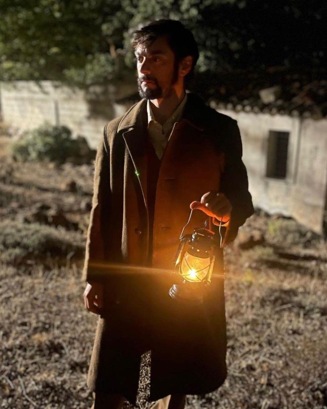 Έκτορας Λιάτσος: Γνωστή ηθοποιός η μητέρα του που είχε πρωταγωνιστήσει στο Εκείνες και εγώ