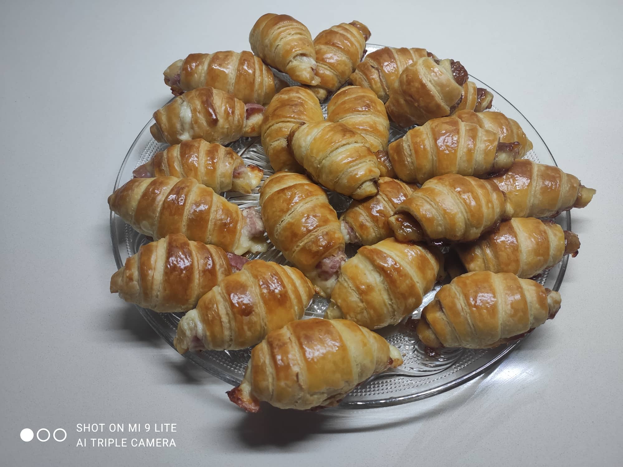 αλμυρά-και-γλυκά-κρουασανάκια-συνταγή- αλμυρά-και-γλυκά-κρουασανάκια-συνταγή-