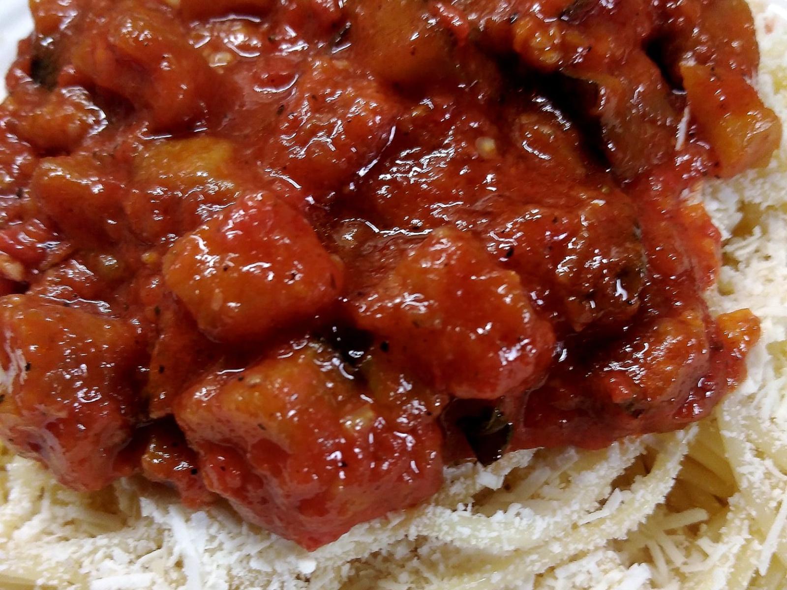 μακαρόνια-με-σάλτσα μελιτζάνας-συνταγή- μακαρόνια-με-σάλτσα μελιτζάνας-συνταγή-