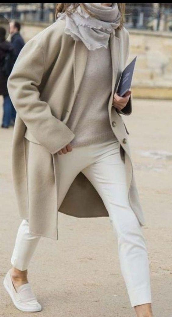 Άνετο Παλτό : Φόρεσε το όπως η Έμιλυ Κολιανδρή απο την Ηλέκτρα