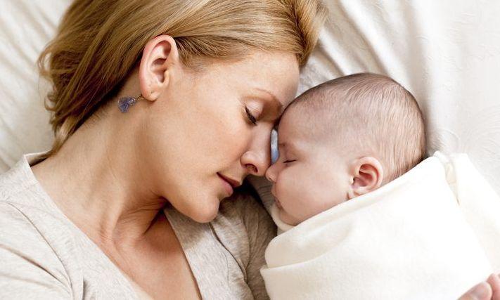 φέρσου-όμορφα-στη-νέα-μαμά- φέρσου-όμορφα-στη-νέα-μαμά-