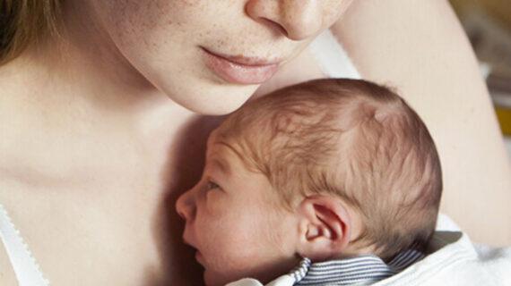 Φέρσου όμορφα στη νέα μαμά – Βίωσε την μεγαλύτερη αλλαγή στο σώμα και στη ψυχή της