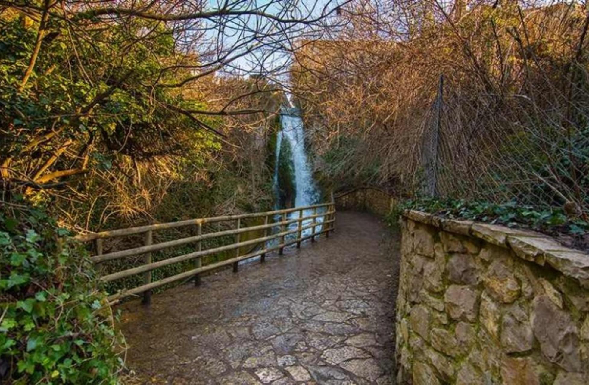 Επτάλοφος: Ένας μαγευτικός, καταπράσινος παράδεισος που μαγεύει με την ομορφιά του