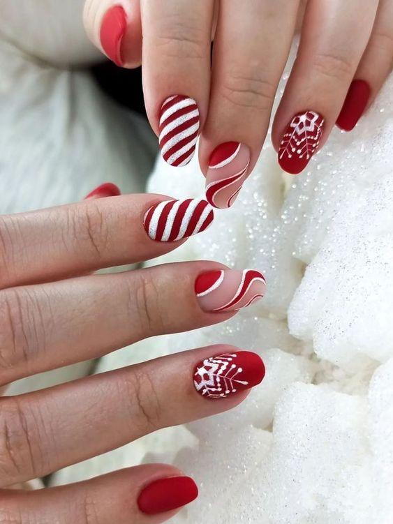 κόκκινα-και-λευκά-νύχια-για-pre Christmas 2023-ιδέες- κόκκινα-και-λευκά-νύχια-για-pre Christmas 2023-ιδέες-