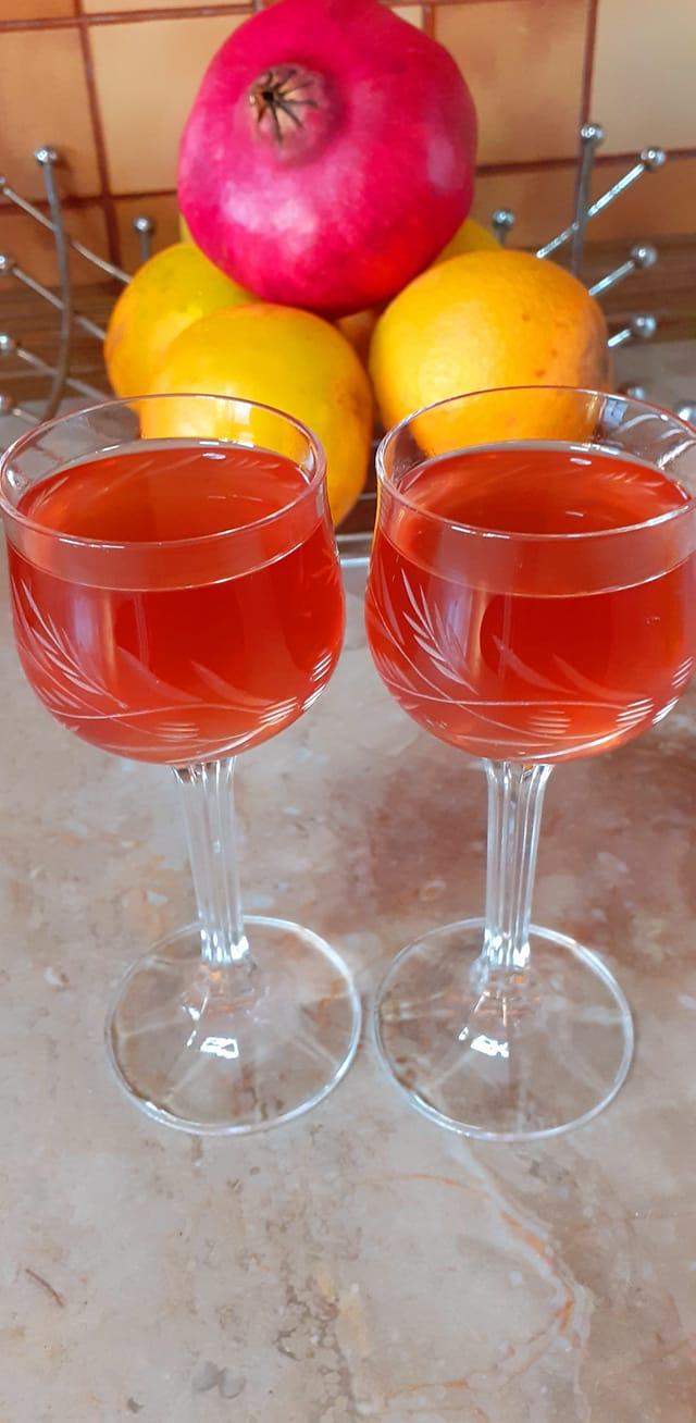 λικέρ-ρόδι-σε-24-ώρες-συνταγή-