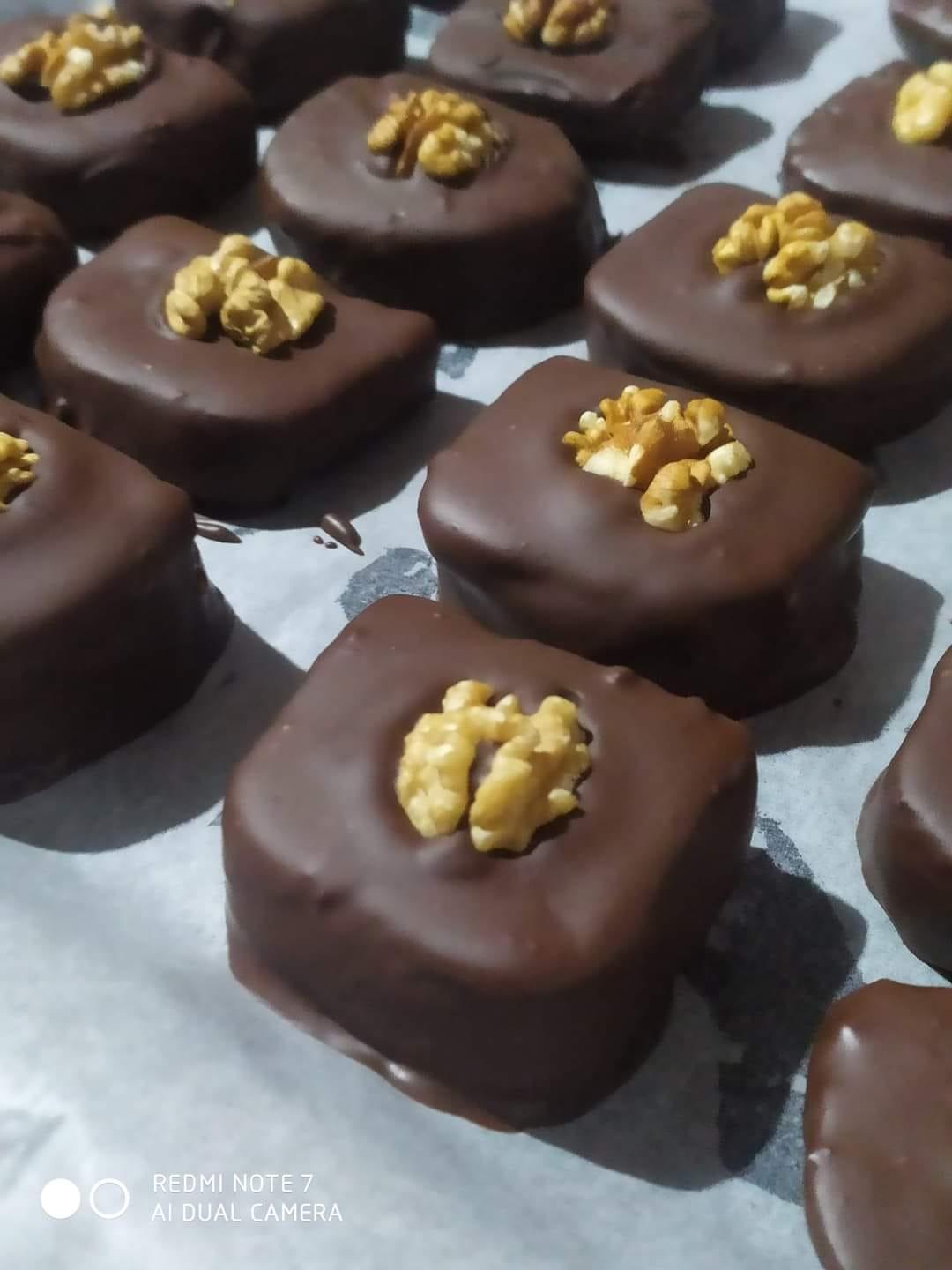 καριόκες-με-το-κέικ-που-μας-περίσσεψε- καριόκες-με-το-κέικ-που-μας-περίσσεψε-