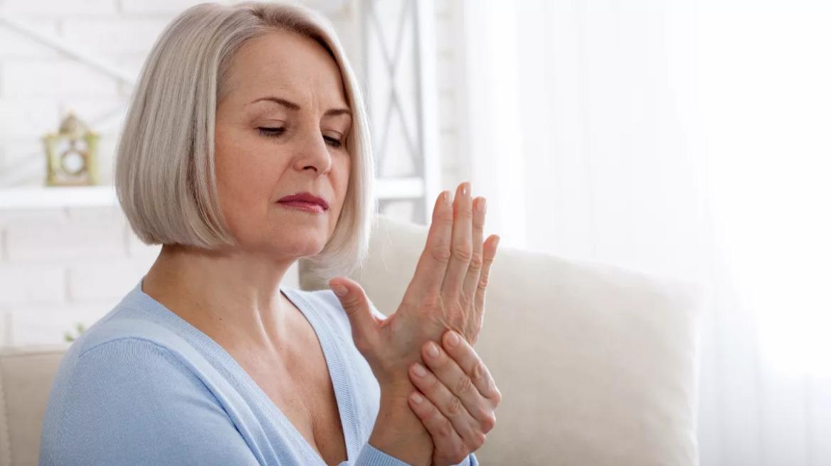 εμμηνόπαυση-11-συμβουλές-για-την-επιδερμίδα-