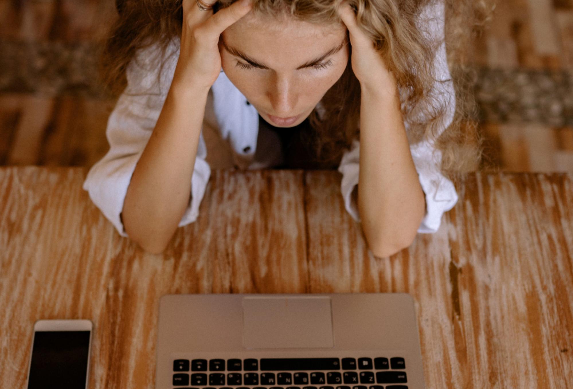 Ψυχολογικό τεστ: Κάνε το τεστ και ανακάλυψε αν υποφέρεις από ψυχική κόπωση 