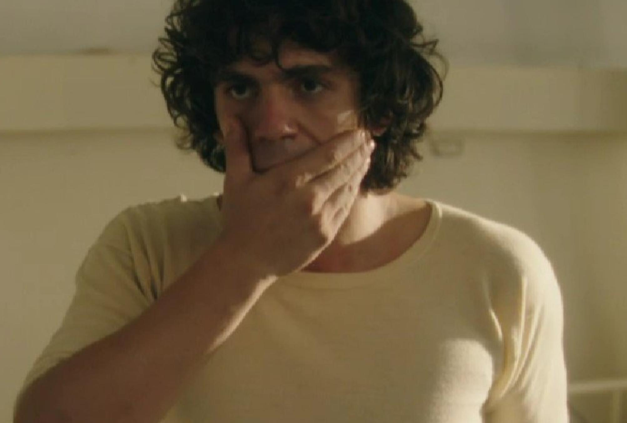 To Ναυάγιο: Μάκης και Λίνα είναι αδέρφια