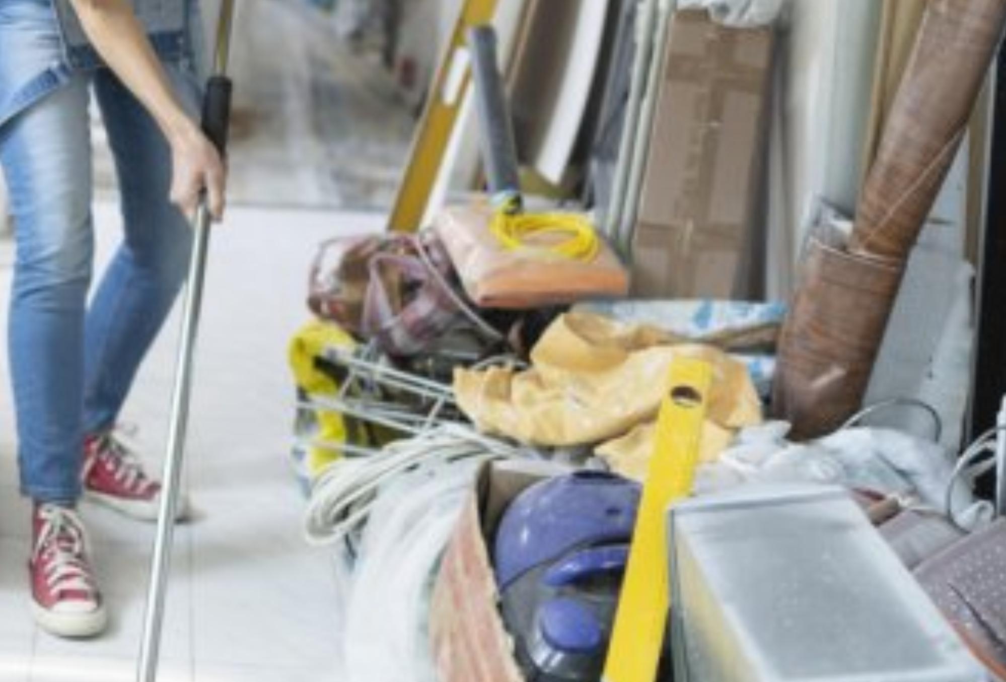 Project αποθήκη: Πεταμένα ρούχα παιχνίδια και κούτες – Τακτοποίησε την αποθήκη σου εύκολα και γρήγορα