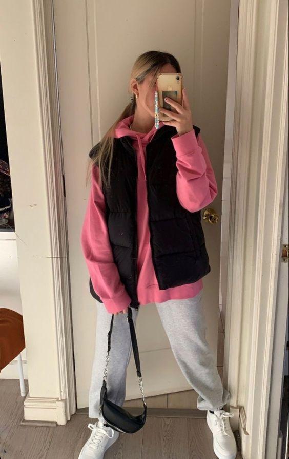 Χειμώνας 2024: 15 ιδέες για καθημερινό ντύσιμο με φούτερ