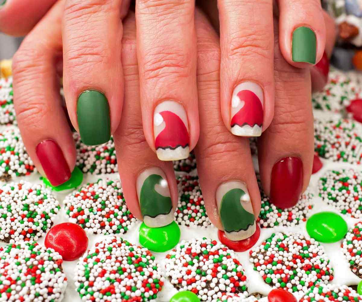 Άγιος Βασίλης-στα-νύχια-τάσεις-στα-Χριστουγεννιάτικα νύχια-2023 2024-ιδέες- Άγιος Βασίλης-στα-νύχια-τάσεις-στα-Χριστουγεννιάτικα νύχια-2023 2024-ιδέες-