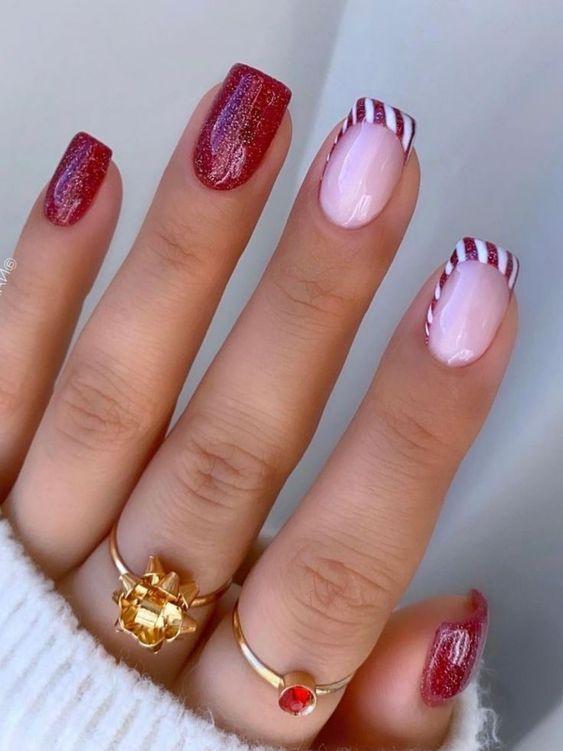 candy nails-στα-νύχια-τάσεις-στα-Χριστουγεννιάτικα νύχια-2023 2024-ιδέες- candy nails-στα-νύχια-τάσεις-στα-Χριστουγεννιάτικα νύχια-2023 2024-ιδέες-