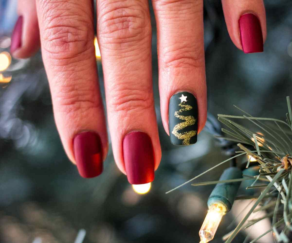 Χριστουγεννιάτικα δέντρα-στα-νύχια-τάσεις-στα-Χριστουγεννιάτικα νύχια-2023 2024-ιδέες- Χριστουγεννιάτικα δέντρα-στα-νύχια-τάσεις-στα-Χριστουγεννιάτικα νύχια-2023 2024-ιδέες-