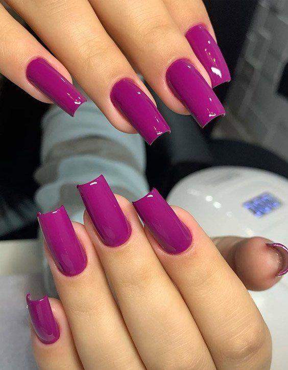 Η Κατερίνα Καινούργιου έκανε το πιο must χρώμα του Χειμώνα στα νύχια της και τα σπάει