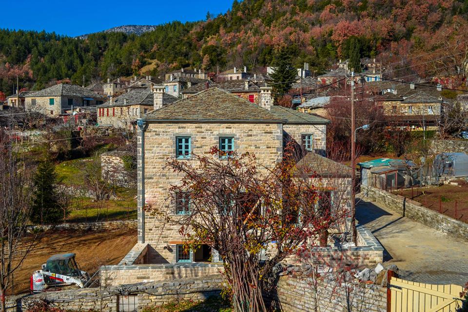 ο-άντρας-μου-θέλει-να-μετακομίσουμε-στο-χωριό-και-ο-γιος-μου-αντιδράει-