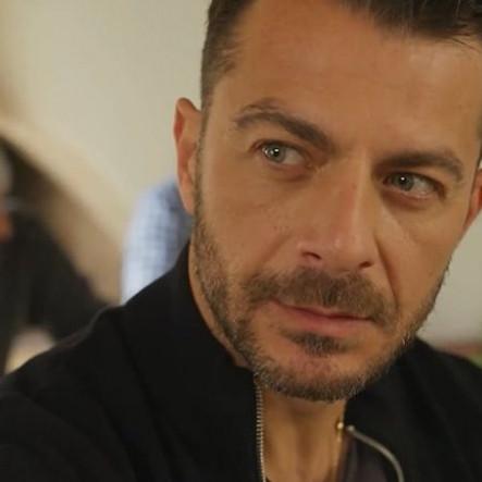 Η Γη της Ελιάς: Ο Ορέστης γίνεται ήρωας