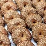 κουλουράκια-ελαιόλαδου-με-σουσάμι-συνταγή-