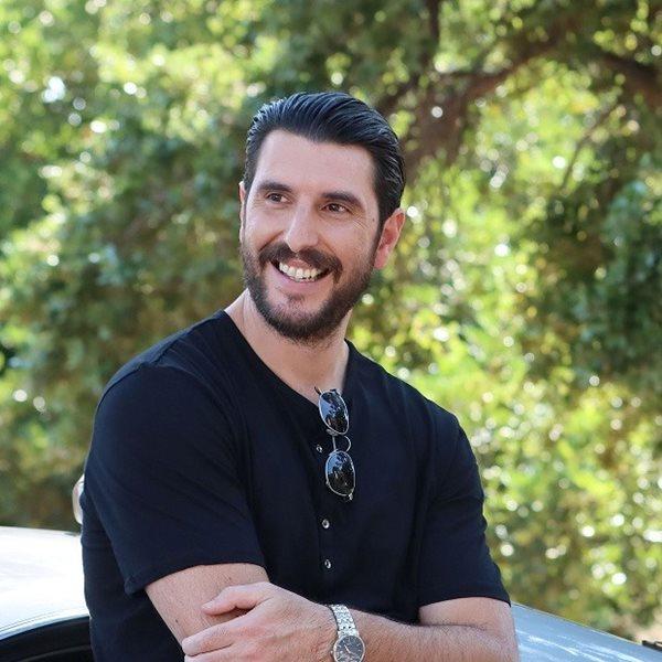 Σασμός: Γιώργος και Στέλλα κάνουν έρωτα στο αστυνομικό τμήμα