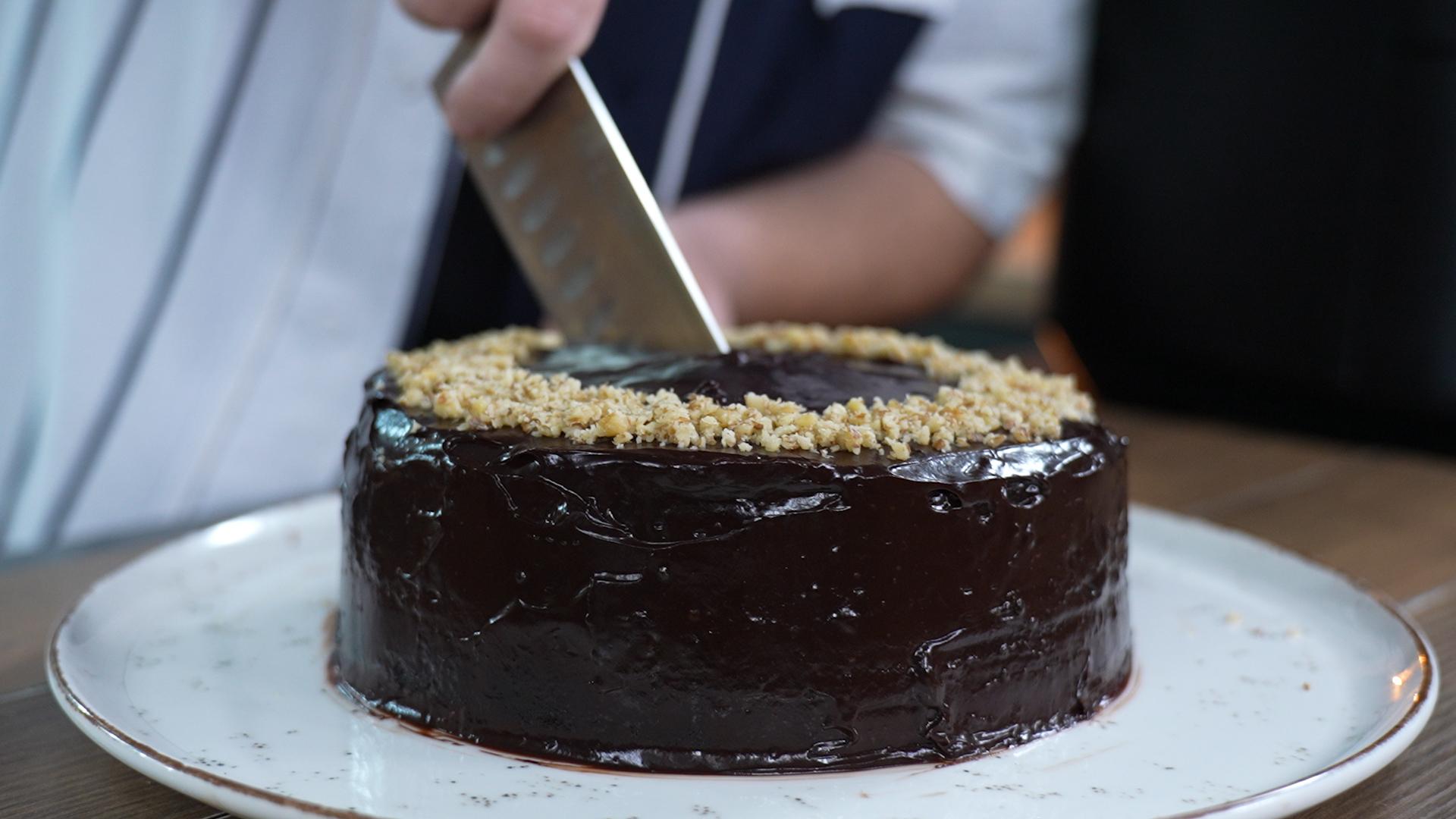 τούρτα-στο-air fryer-με-σοκολάτα-συνταγή-