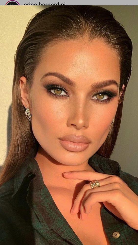 Cat eye όπως η Κατερίνα Καινούργιου : Υιοθέτησε το και δες πως να το πέτυχεις βήμα – βήμα