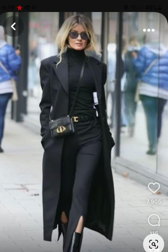 Total black γυναικείο ντύσιμο : Η Ιουλία απο την Γη της ελιάς το υποστηρίζει απόλυτα και εμείς σου το προτείνουμε