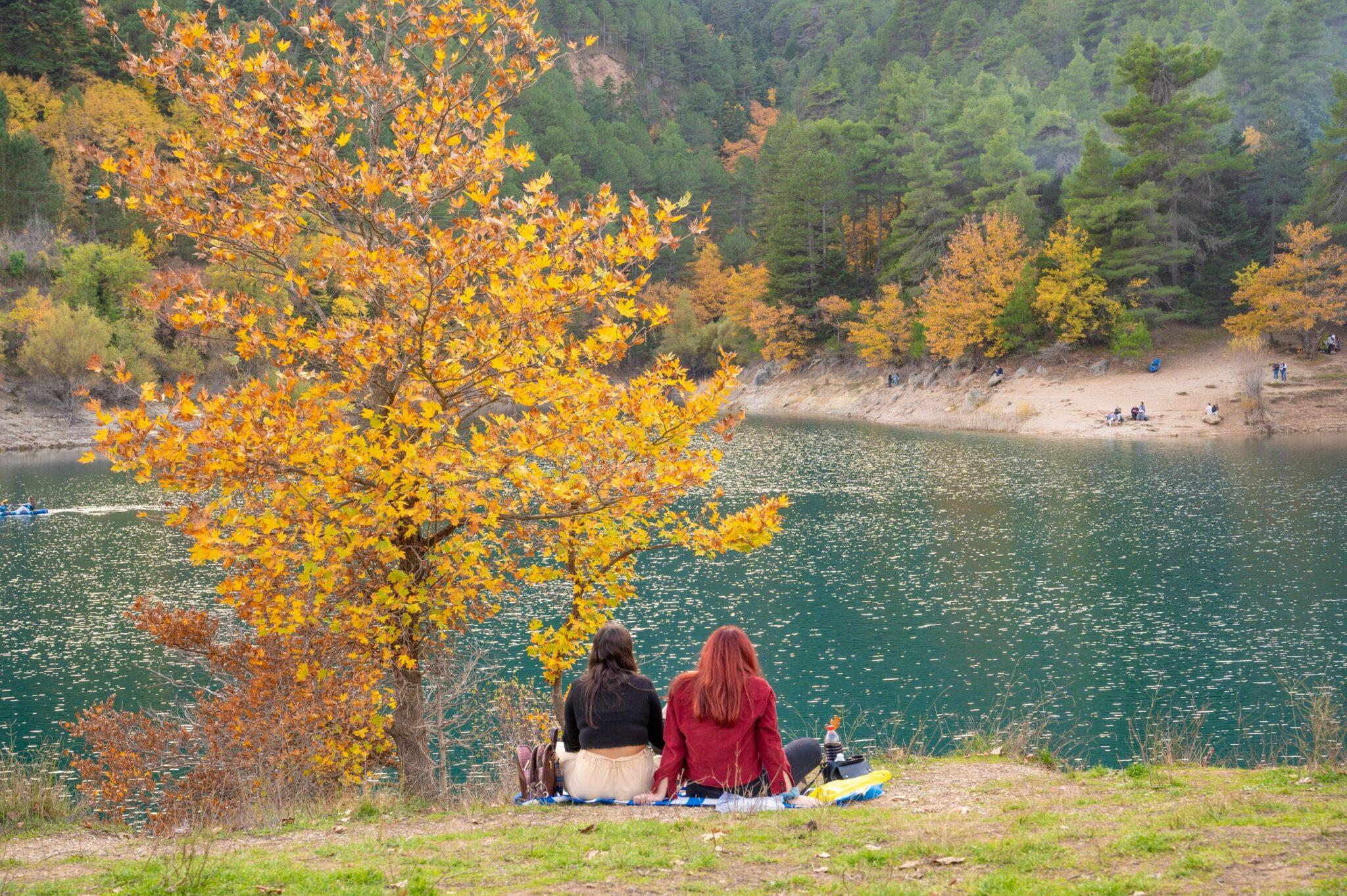 λίμνη Τσιβλού-φθινοπωρινές-διακοπές-