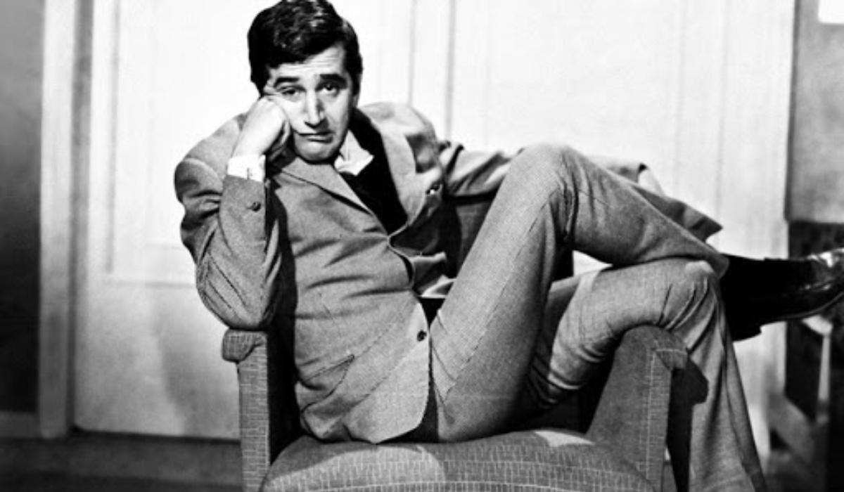 Ο Αντωνάκης του Ελληνικού κινηματογράφου και της καρδίας μας : Η σχιζοφρενής γιαγιά που τον μεγάλωσε, η κρυφή ζωή, η μάχη με το τζόγο και οι τοκογλύφοι